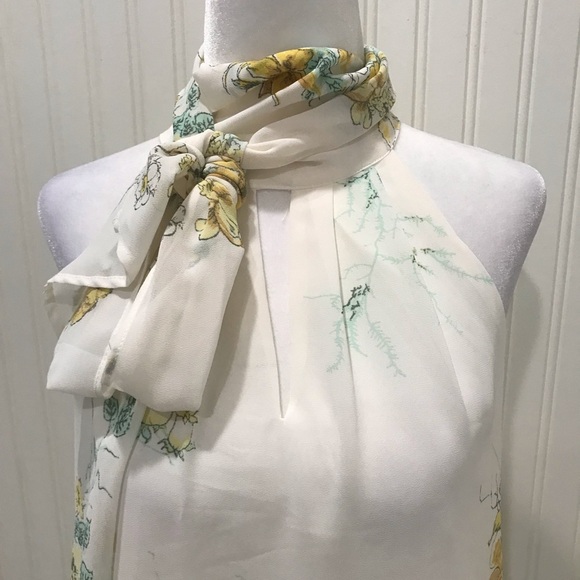 Floral Halter  Style Blouse - Picture 7 of 11